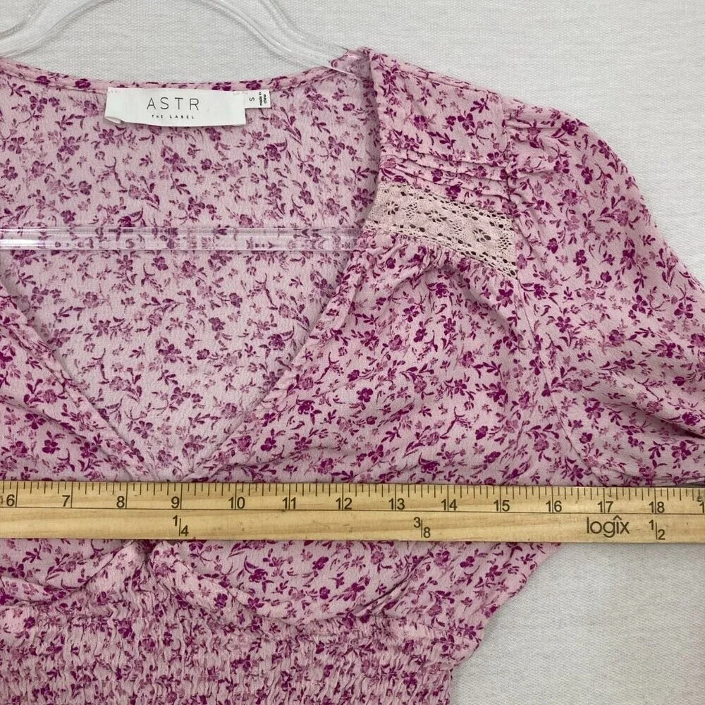ASTR Purple Ditsy Floral Lace Mock Detail Puff Sleeve Crop Top Small‎